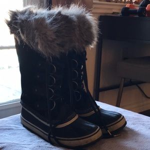 Sorel Black Winter Boots